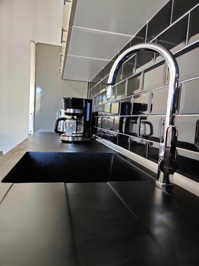 Mare Monte Luxury Apartments 3 네아 스키오니 외부 사진