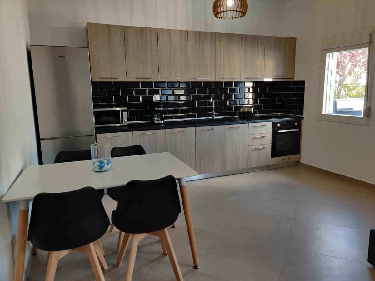 Mare Monte Luxury Apartments 3 네아 스키오니 외부 사진