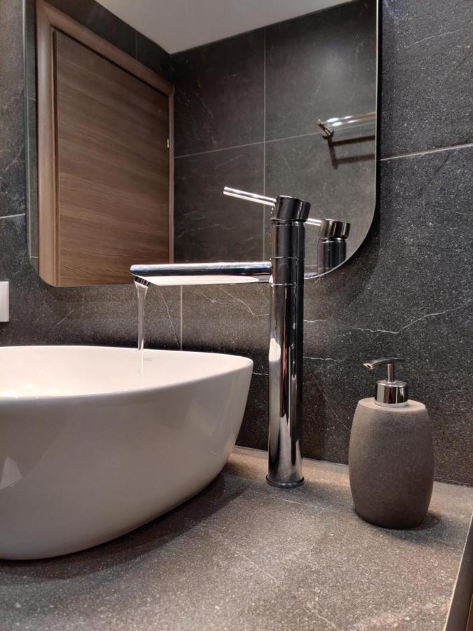 Mare Monte Luxury Apartments 3 네아 스키오니 외부 사진