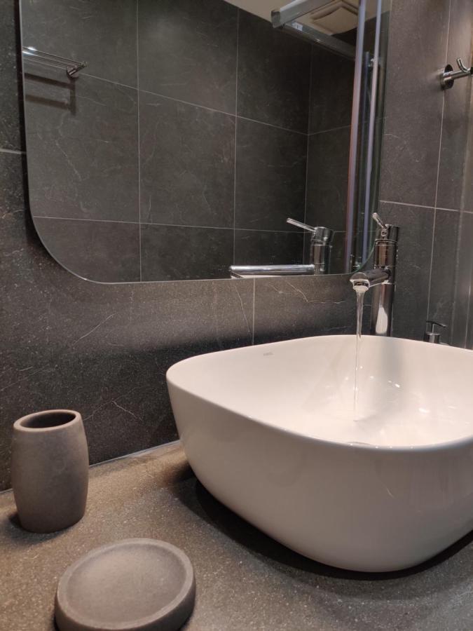 Mare Monte Luxury Apartments 3 네아 스키오니 외부 사진