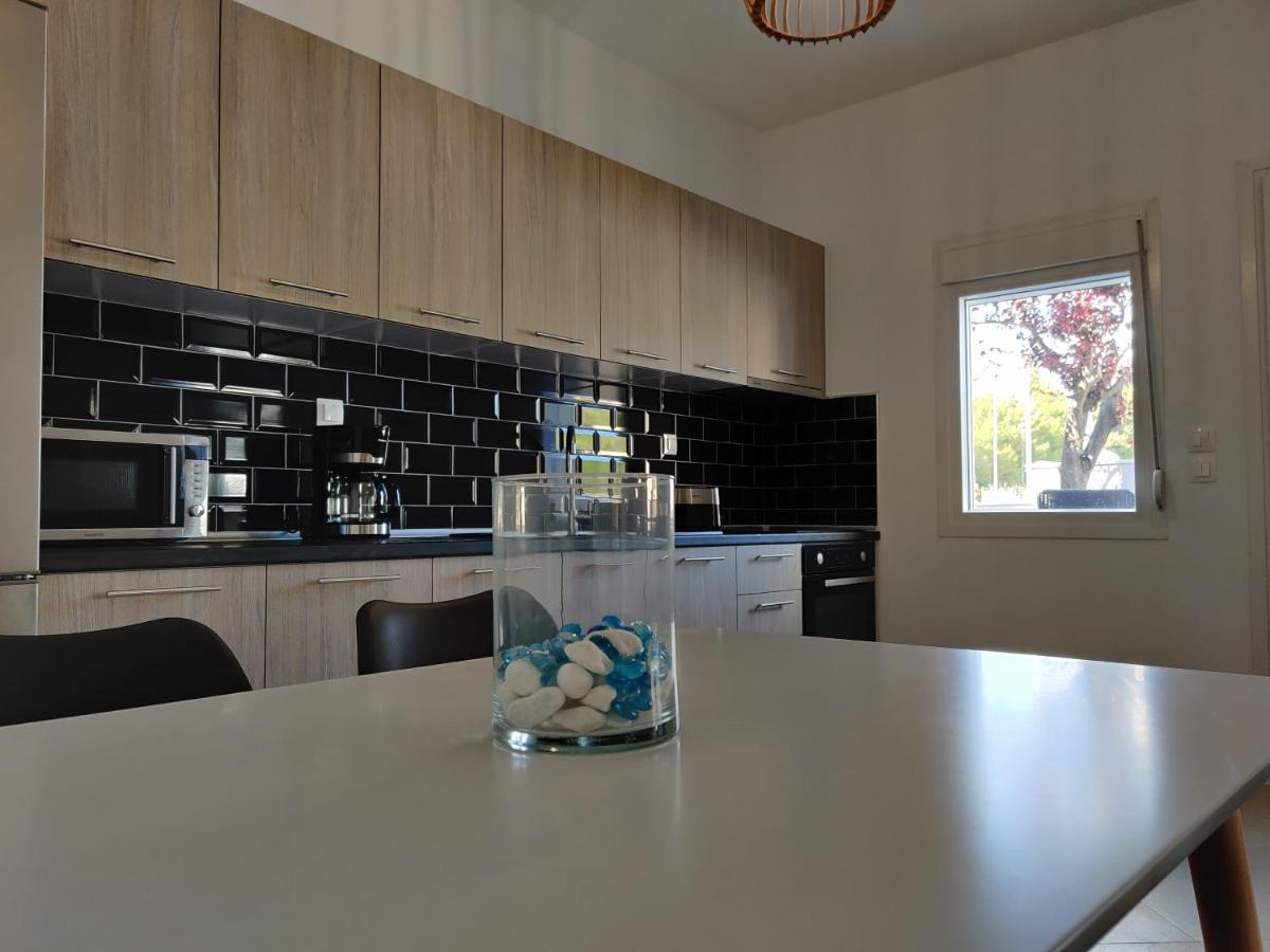 Mare Monte Luxury Apartments 3 네아 스키오니 외부 사진