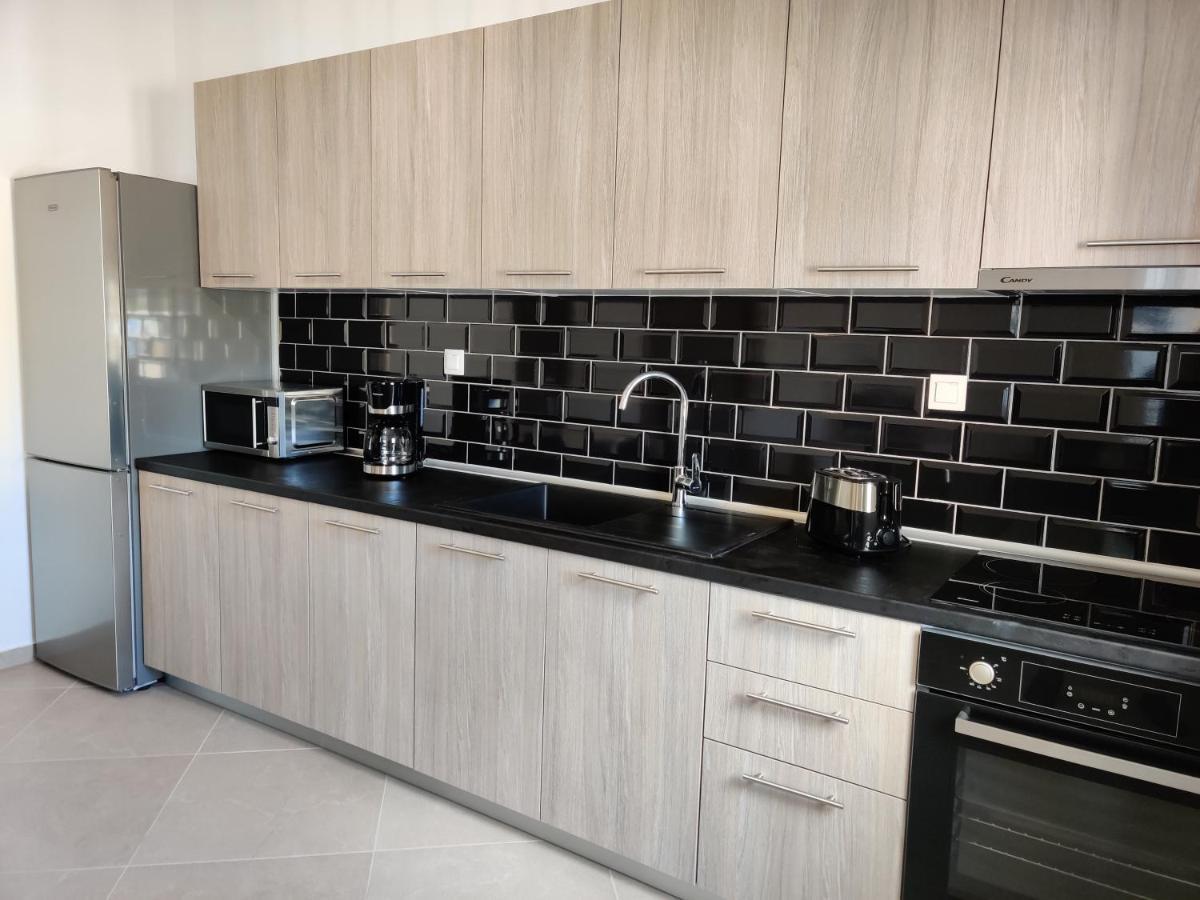 Mare Monte Luxury Apartments 3 네아 스키오니 외부 사진