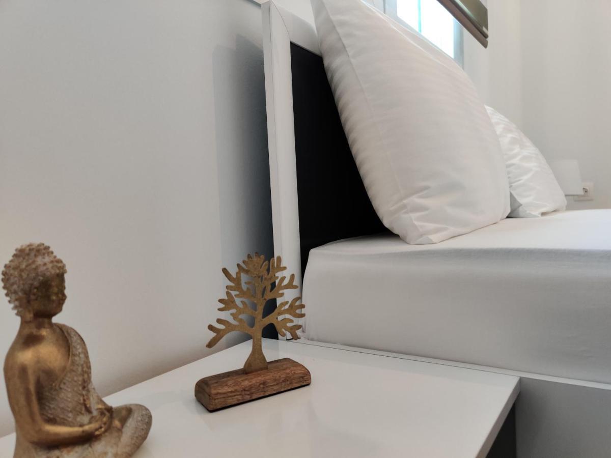 Mare Monte Luxury Apartments 3 네아 스키오니 외부 사진