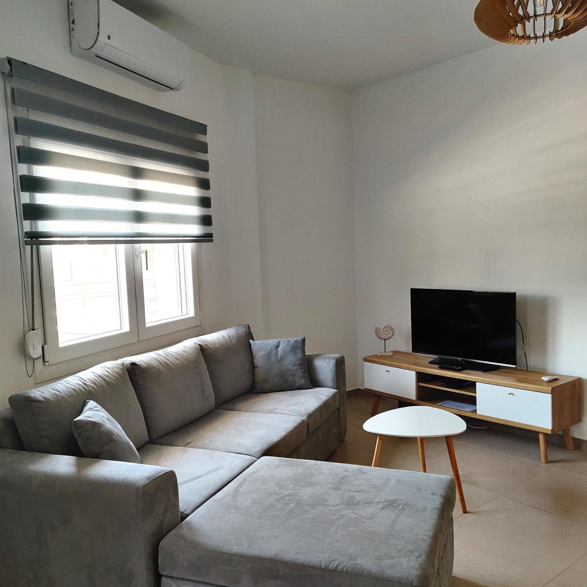 Mare Monte Luxury Apartments 3 네아 스키오니 외부 사진